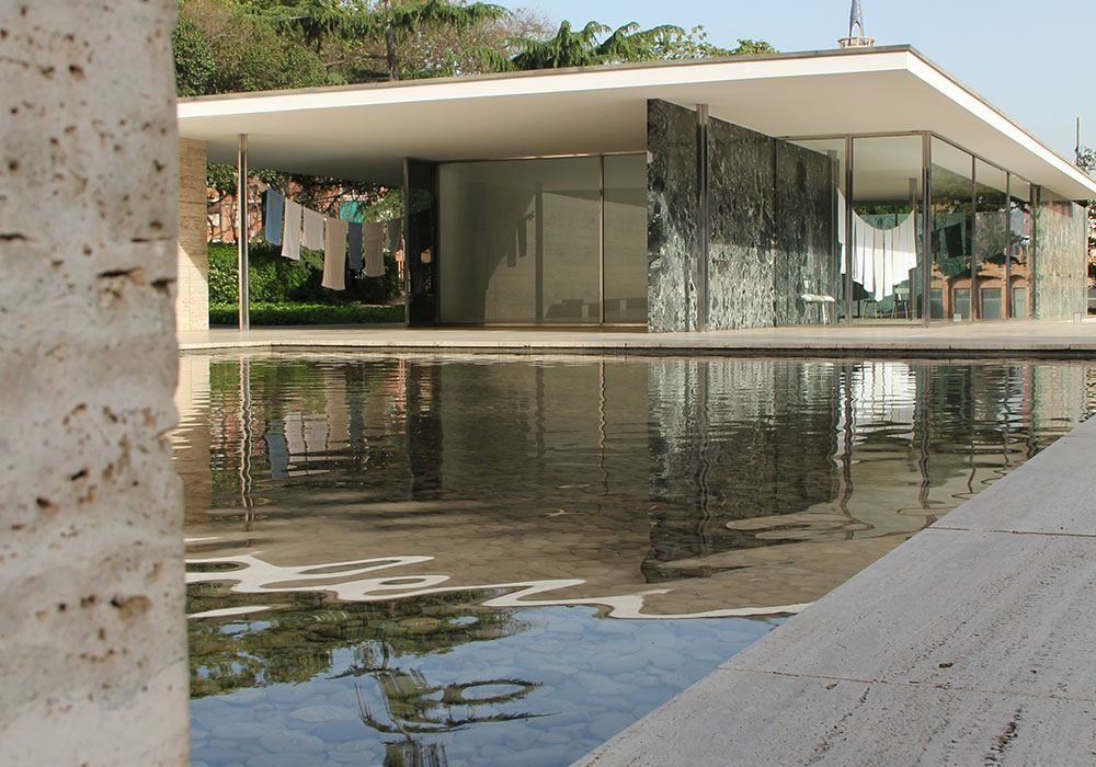 Pavello Mies van der rohe